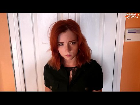 ❤️ Ochranka potrestala peknú ženu za krádež v obchode - sperma v ústach ☑ Anal video na nás ❌️